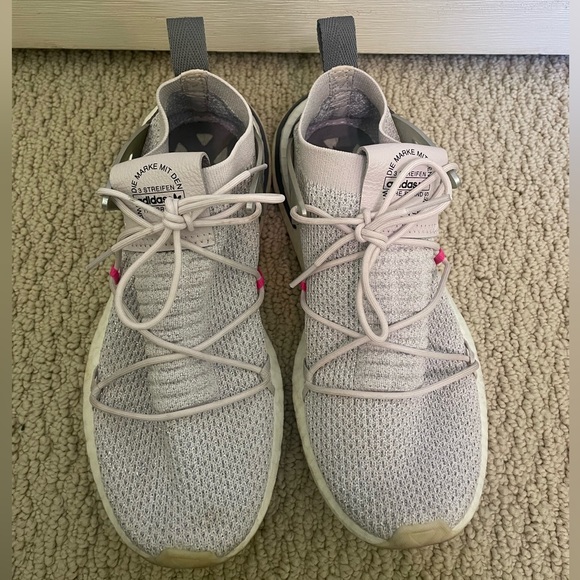 Adidas Women’s Arkyn ‘Lux Luster’ - Picture 3 of 3